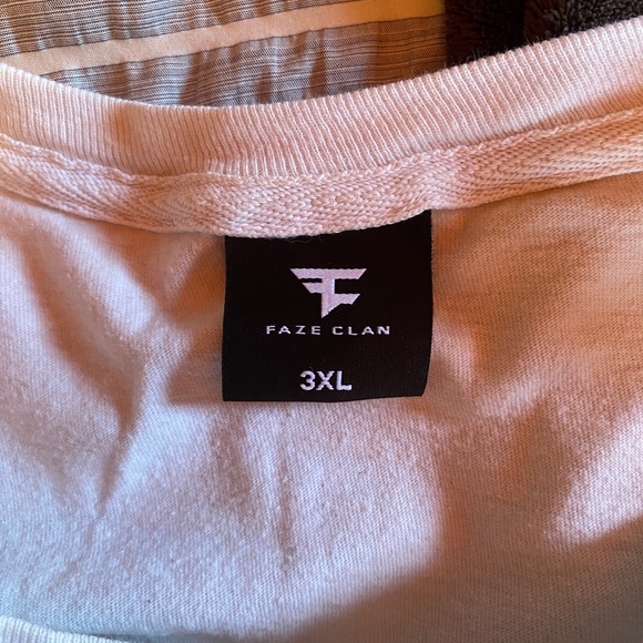 FaZe Clan Limited Edition FaZe House Capsule White T Shirt Men’s 3XL - Picture 3 of 5